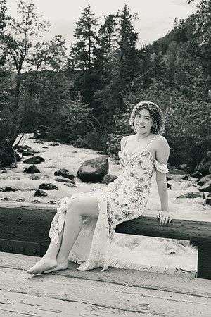 2027RILEY74BW